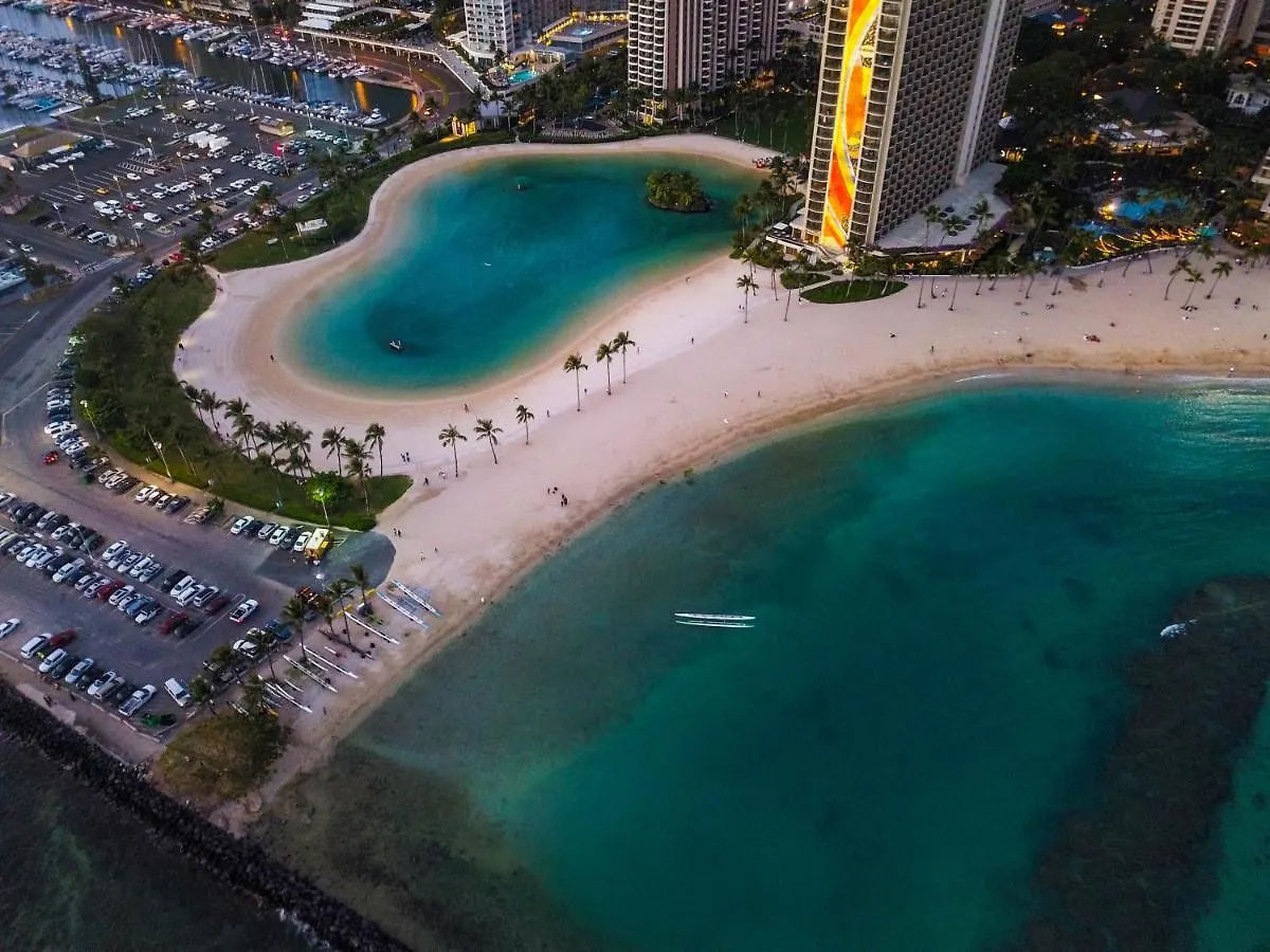 Waikiki 2Br King Beds Short Walk To Convention And Beaches Lägenhet Honolulu 0*,